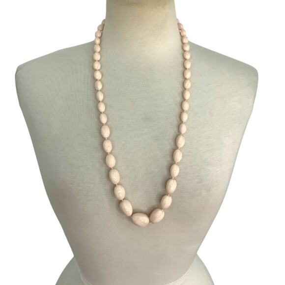 Vintage Peach White Oblong Graduated Bead Necklace - Picture 1 of 4